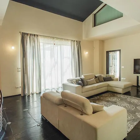 Villa Sanremo Holiday home *